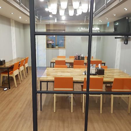 Gwangju Metropolitan City Hanam 1St Business Hotel מראה חיצוני תמונה