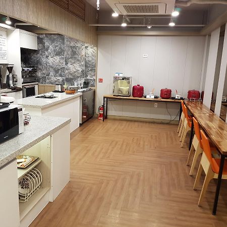 Gwangju Metropolitan City Hanam 1St Business Hotel מראה חיצוני תמונה