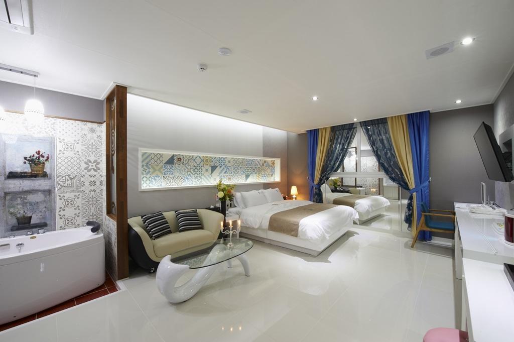 Gwangju Metropolitan City Hanam 1St Business Hotel מראה חיצוני תמונה